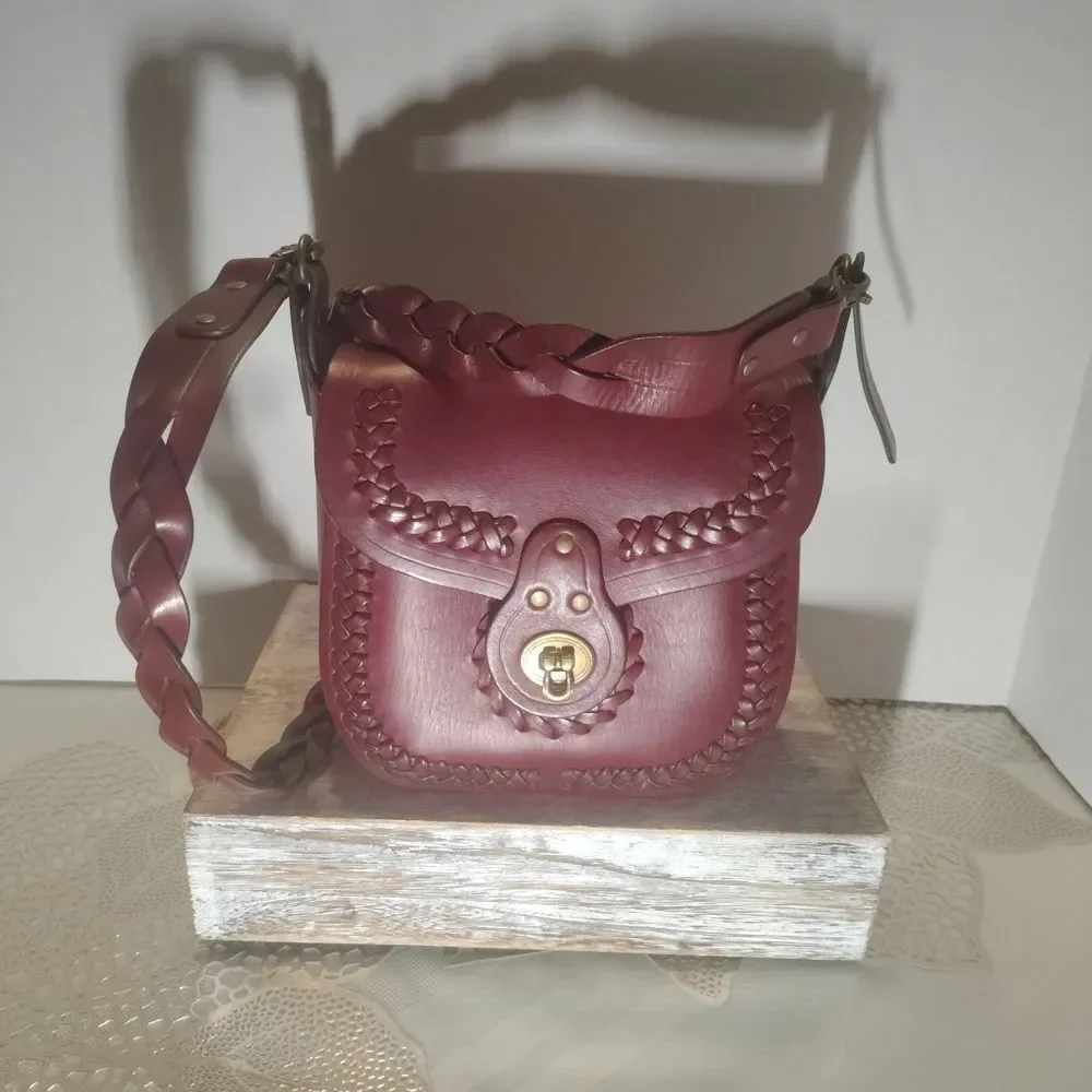 Elegant Burgundy Leather Bag
